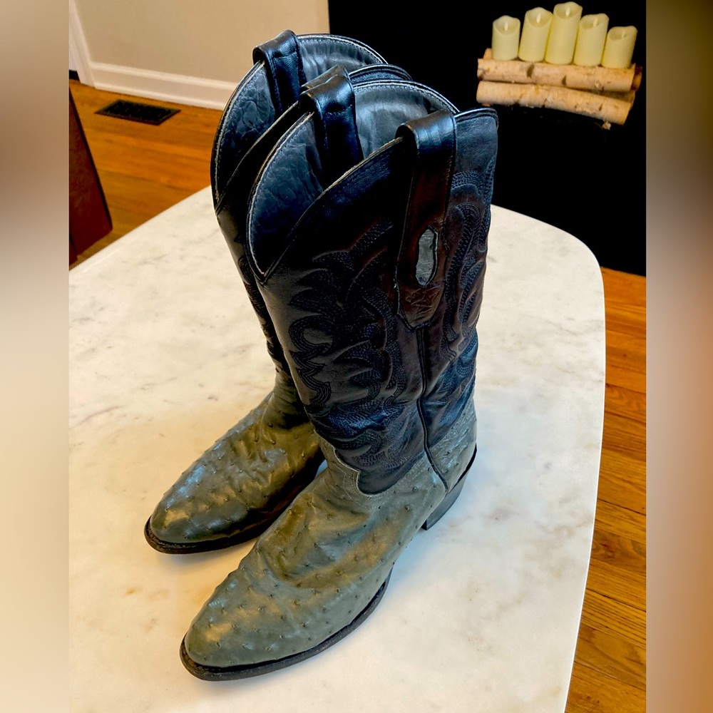 Men’s Los Altos Full Quill Ostrich Round Toe Boots grey size 8 1/2 D.